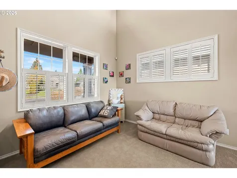 520 Tukwila Drive Woodburn OR 97071