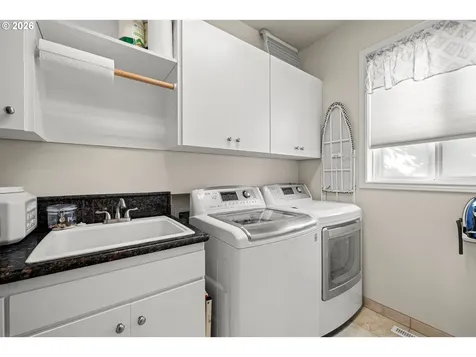 520 Tukwila Drive Woodburn OR 97071