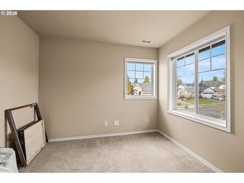 520 Tukwila Drive Woodburn OR 97071
