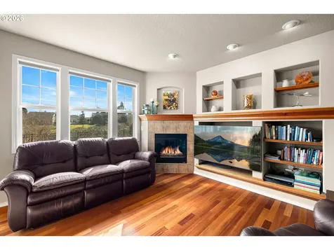 520 Tukwila Drive Woodburn OR 97071