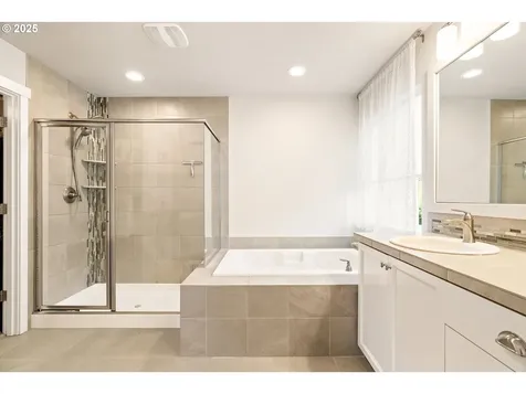 12825 SW 133rd Avenue Portland OR 97223