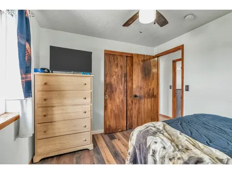 404 N Bridge Street Sheridan OR 97378