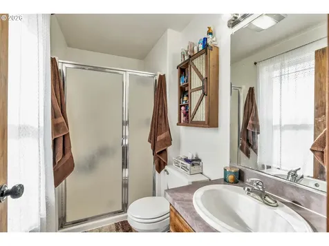 404 N Bridge Street Sheridan OR 97378