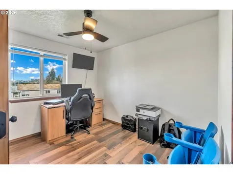 404 N Bridge Street Sheridan OR 97378