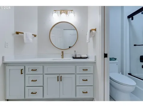 3858 Mirror Pond Way Eugene OR 97408