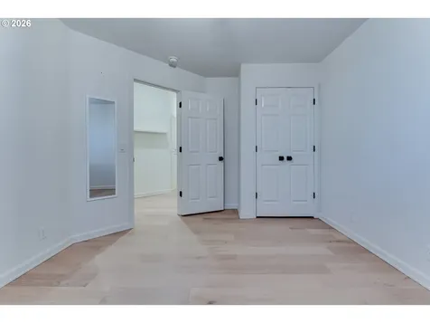 3858 Mirror Pond Way Eugene OR 97408
