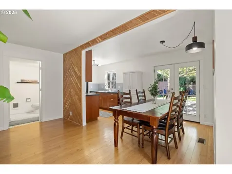 4030 NE Rodney Avenue Portland OR 97212