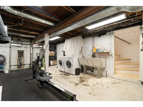 5531 SE Gladstone Street Portland OR 97206