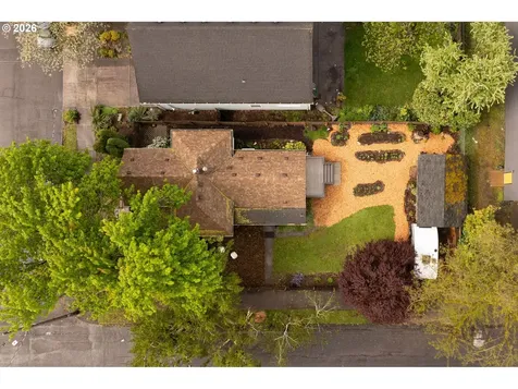 5531 SE Gladstone Street Portland OR 97206