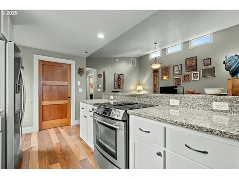 24781 Dunham Avenue Veneta OR 97487