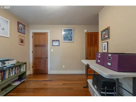 24781 Dunham Avenue Veneta OR 97487