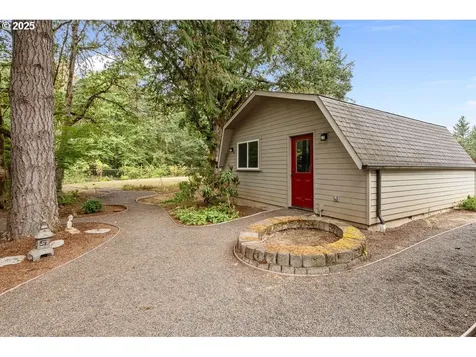 24781 Dunham Avenue Veneta OR 97487