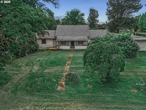 7008 SE 302nd Avenue Gresham OR 97080