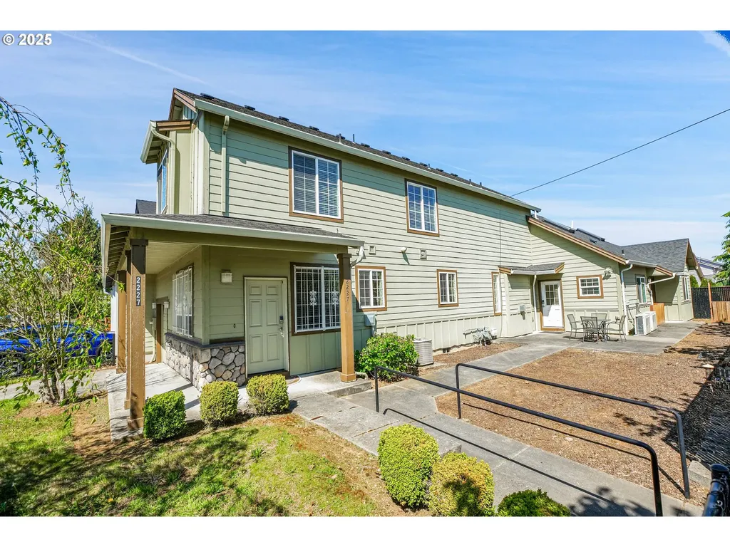 2227 SE 174th Avenue Portland OR 97233