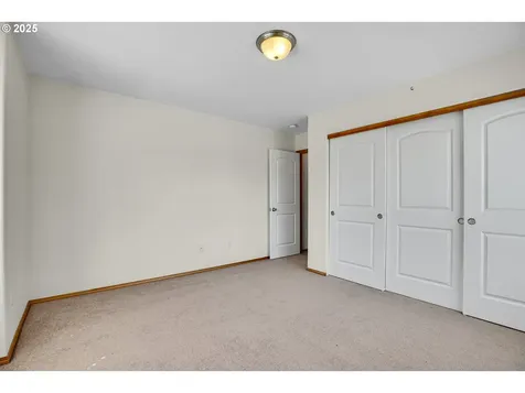 2227 SE 174th Avenue Portland OR 97233