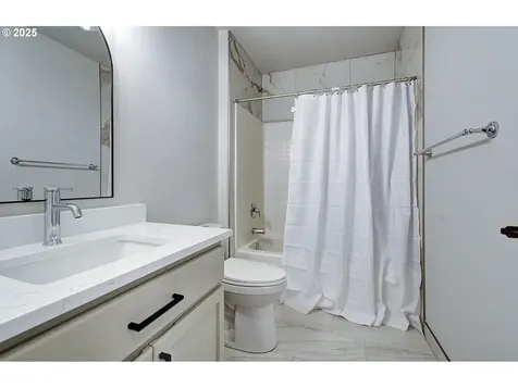 2513 NW 147th Street Vancouver WA 98685