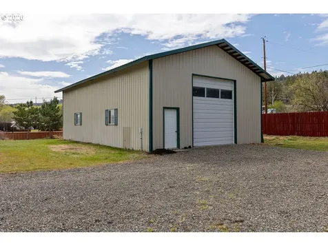4260 NW O Neil Highway Prineville OR 97754