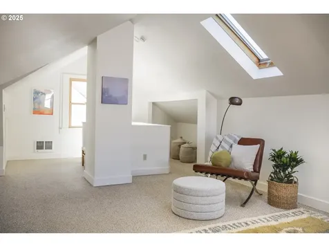 1377 NE 49th Avenue Portland OR 97213