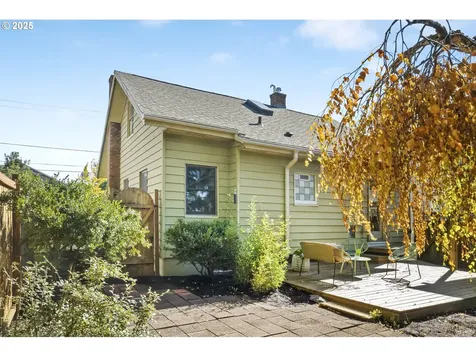 1377 NE 49th Avenue Portland OR 97213