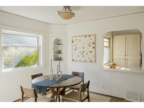 1377 NE 49th Avenue Portland OR 97213