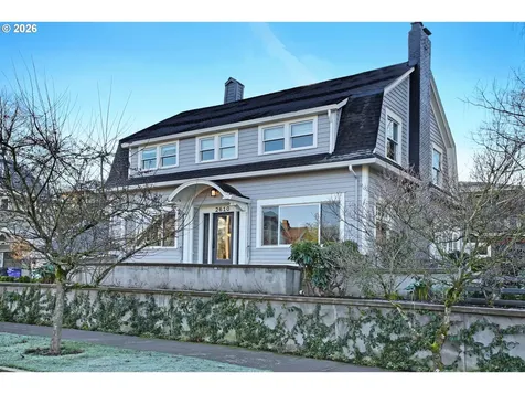 2610 NE Brazee Street Portland OR 97212