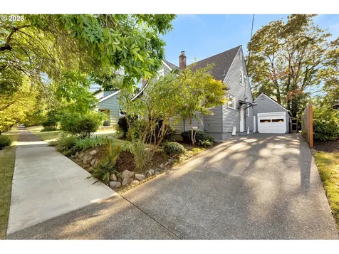 3913 NE 64th Avenue Portland OR 97213