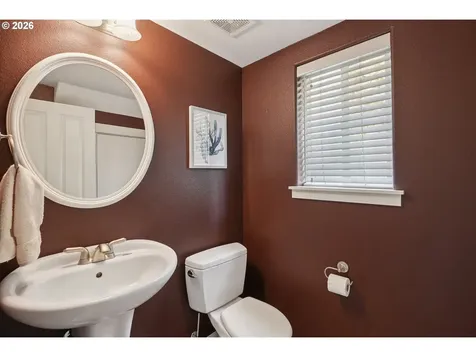 7382 NE Stonewater Street Hillsboro OR 97124