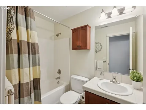 7382 NE Stonewater Street Hillsboro OR 97124