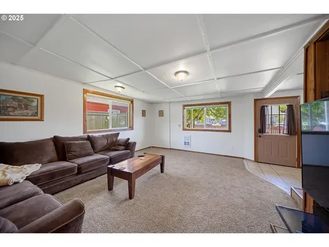 2077 Fir Avenue Reedsport OR 97467