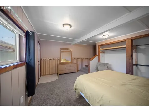 2077 Fir Avenue Reedsport OR 97467