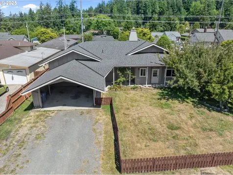 2077 Fir Avenue Reedsport OR 97467