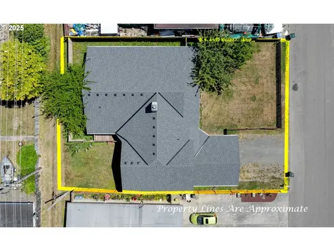 2077 Fir Avenue Reedsport OR 97467