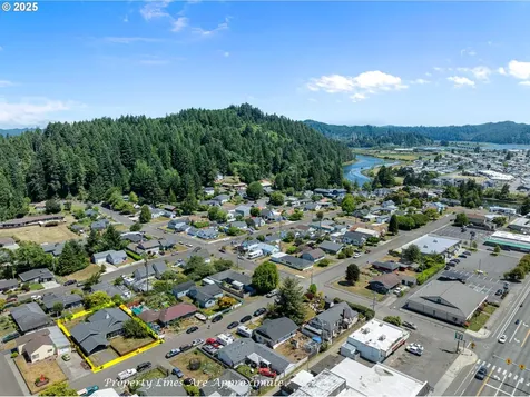 2077 Fir Avenue Reedsport OR 97467
