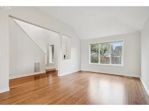 892 SE 54th Avenue Hillsboro OR 97123