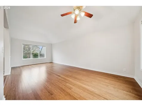 892 SE 54th Avenue Hillsboro OR 97123