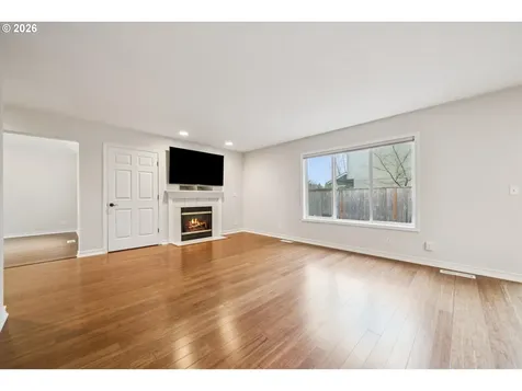 892 SE 54th Avenue Hillsboro OR 97123