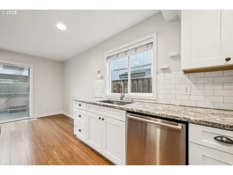 892 SE 54th Avenue Hillsboro OR 97123