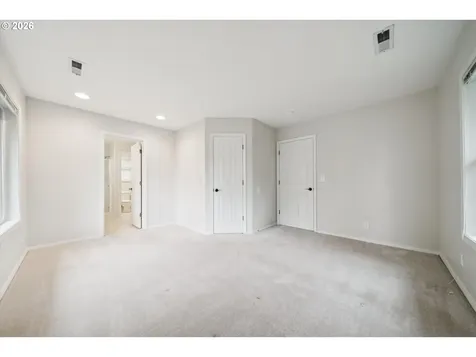 892 SE 54th Avenue Hillsboro OR 97123