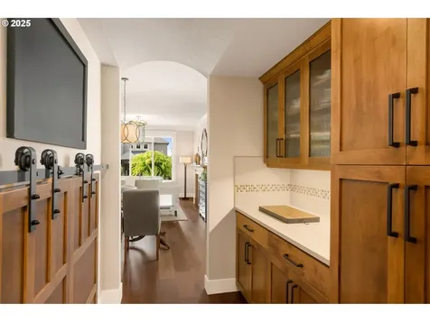 4588 NW 131st Avenue Portland OR 97229