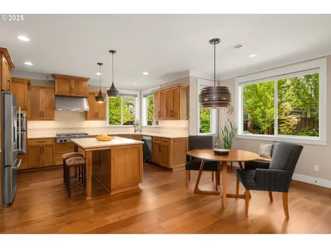 4588 NW 131st Avenue Portland OR 97229
