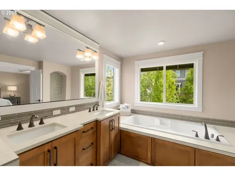 4588 NW 131st Avenue Portland OR 97229