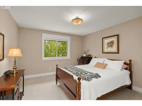 4588 NW 131st Avenue Portland OR 97229