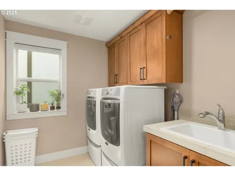 4588 NW 131st Avenue Portland OR 97229
