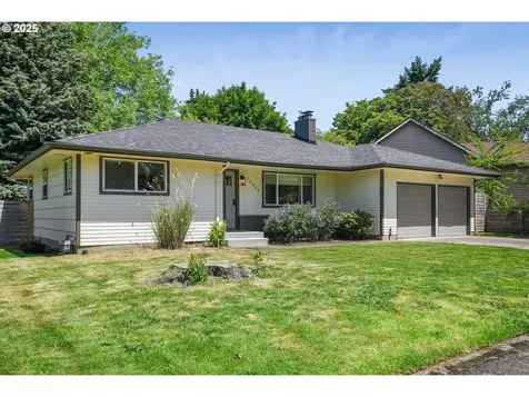 10559 NE Thompson Street Portland OR 97220