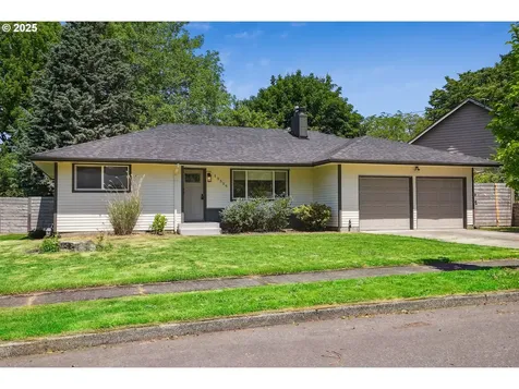 10559 NE Thompson Street Portland OR 97220