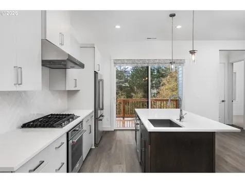 16005 NW Holman Way Portland OR 97229