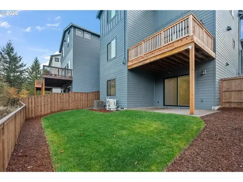 16005 NW Holman Way Portland OR 97229