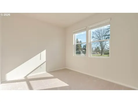 819 River Loop 1 Eugene OR 97404