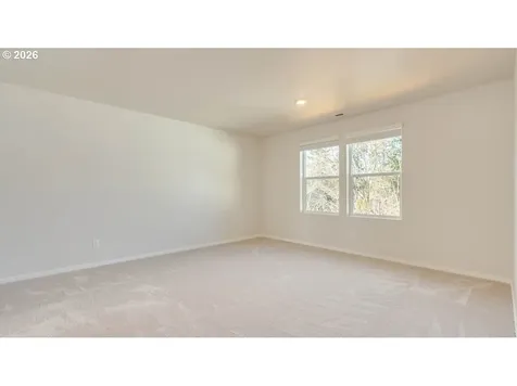 819 River Loop 1 Eugene OR 97404