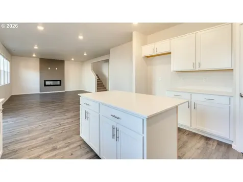 819 River Loop 1 Eugene OR 97404